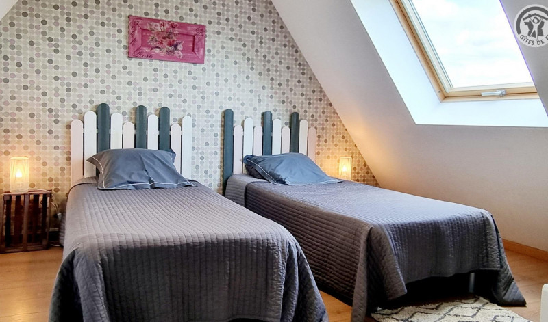 Chambre � l'�tage (2 lits de 90x200cm)
